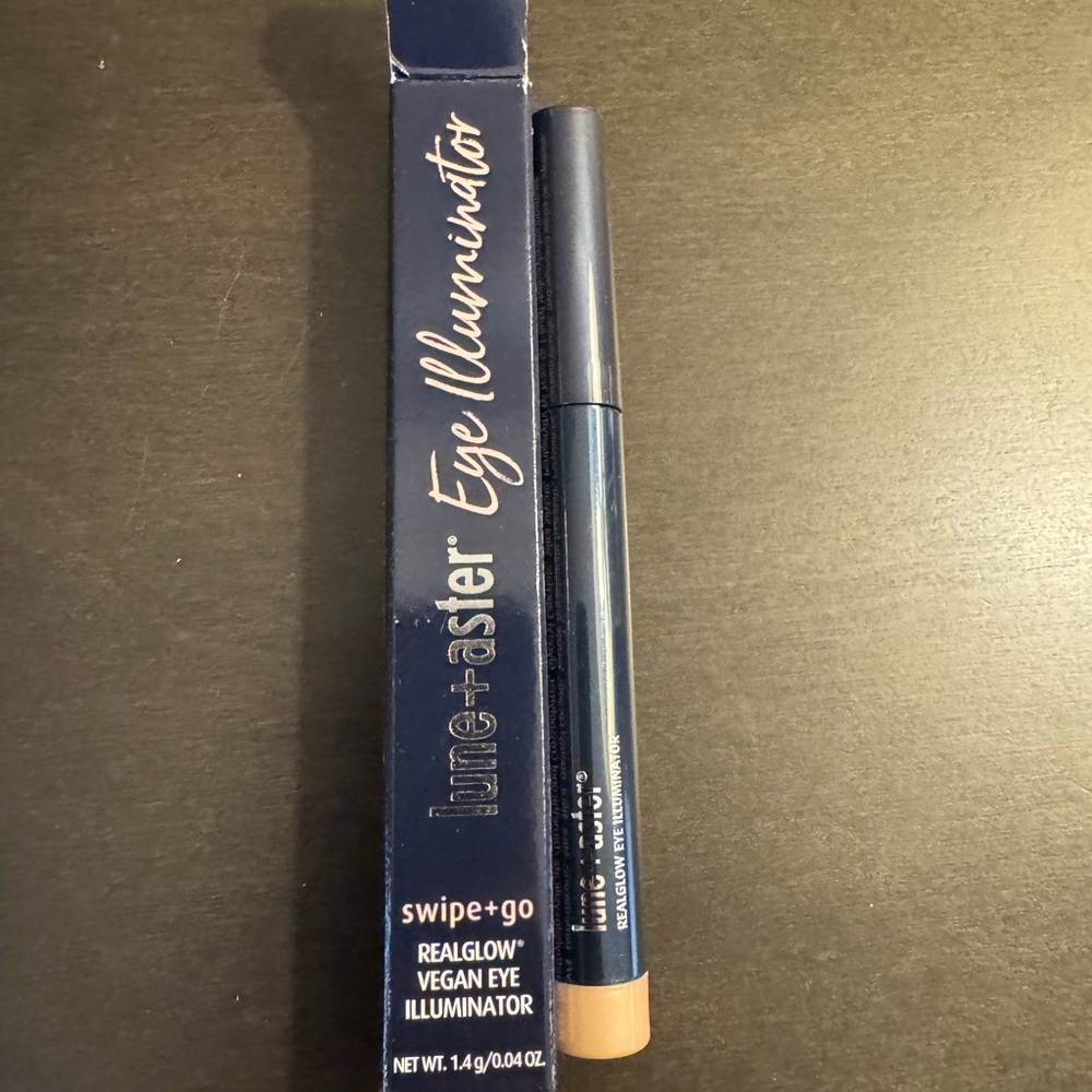 Lune Aster RealGlow Eye Illuminator .04 oz 1.4 g Full Size NIB